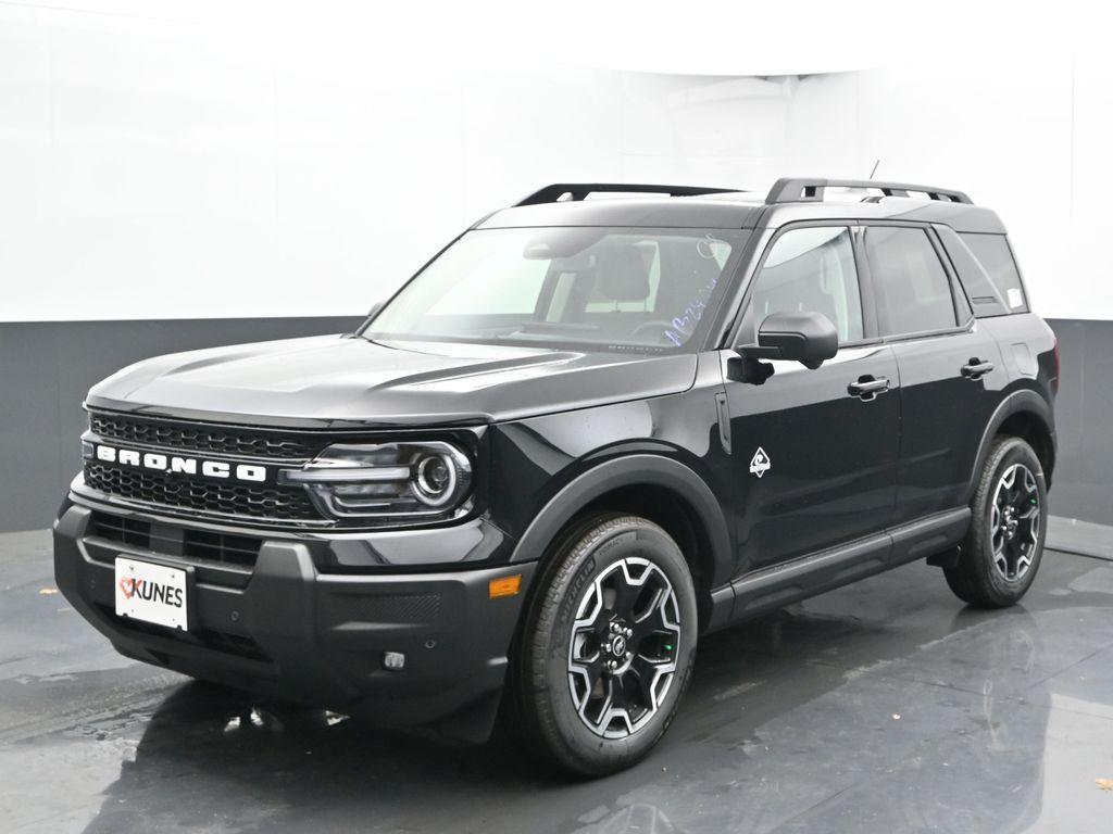 new 2025 Ford Bronco Sport car, priced at $39,068