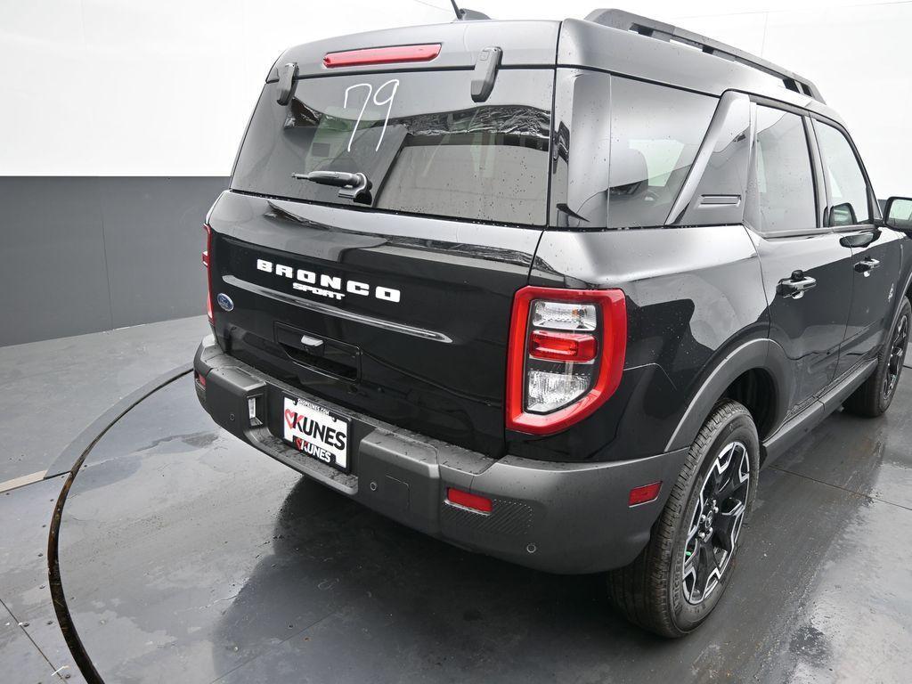 new 2025 Ford Bronco Sport car, priced at $39,068