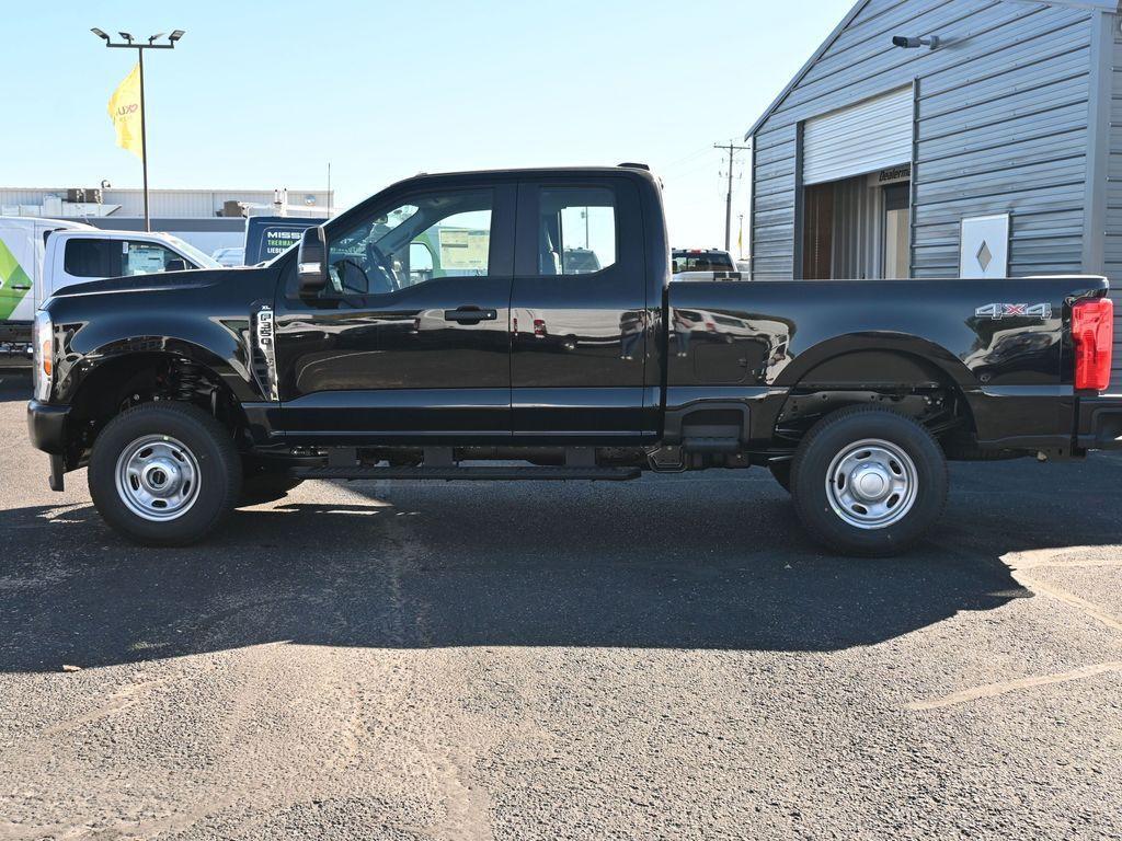 new 2024 Ford F-350 car, priced at $52,200