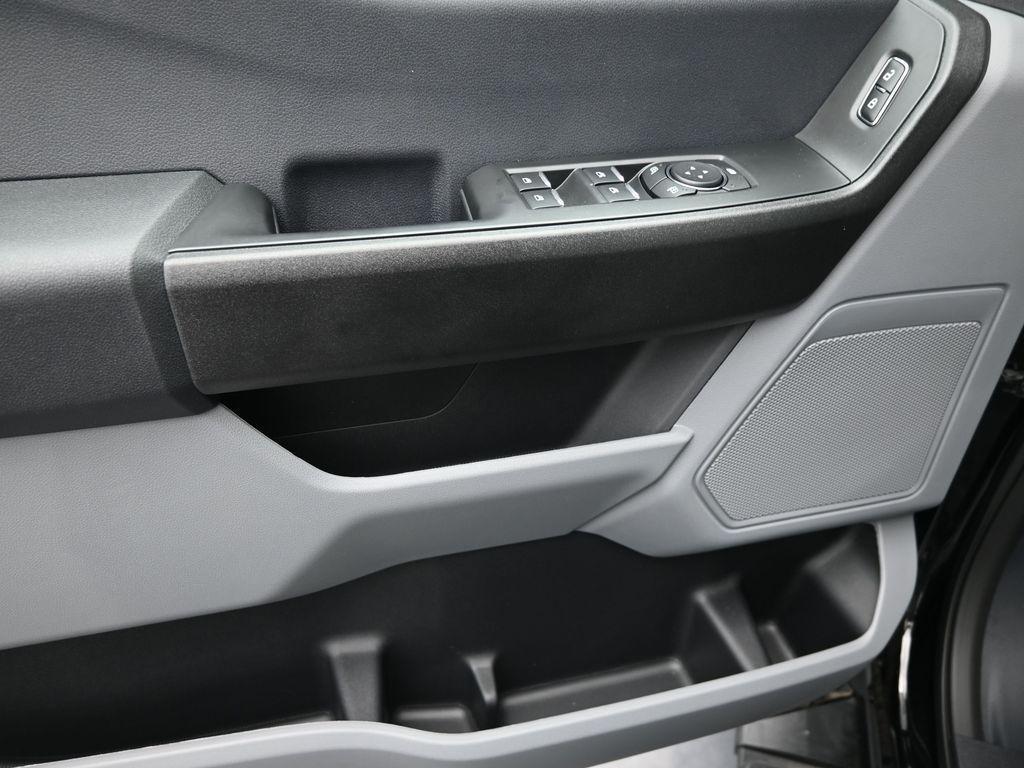 new 2024 Ford F-350 car, priced at $43,200