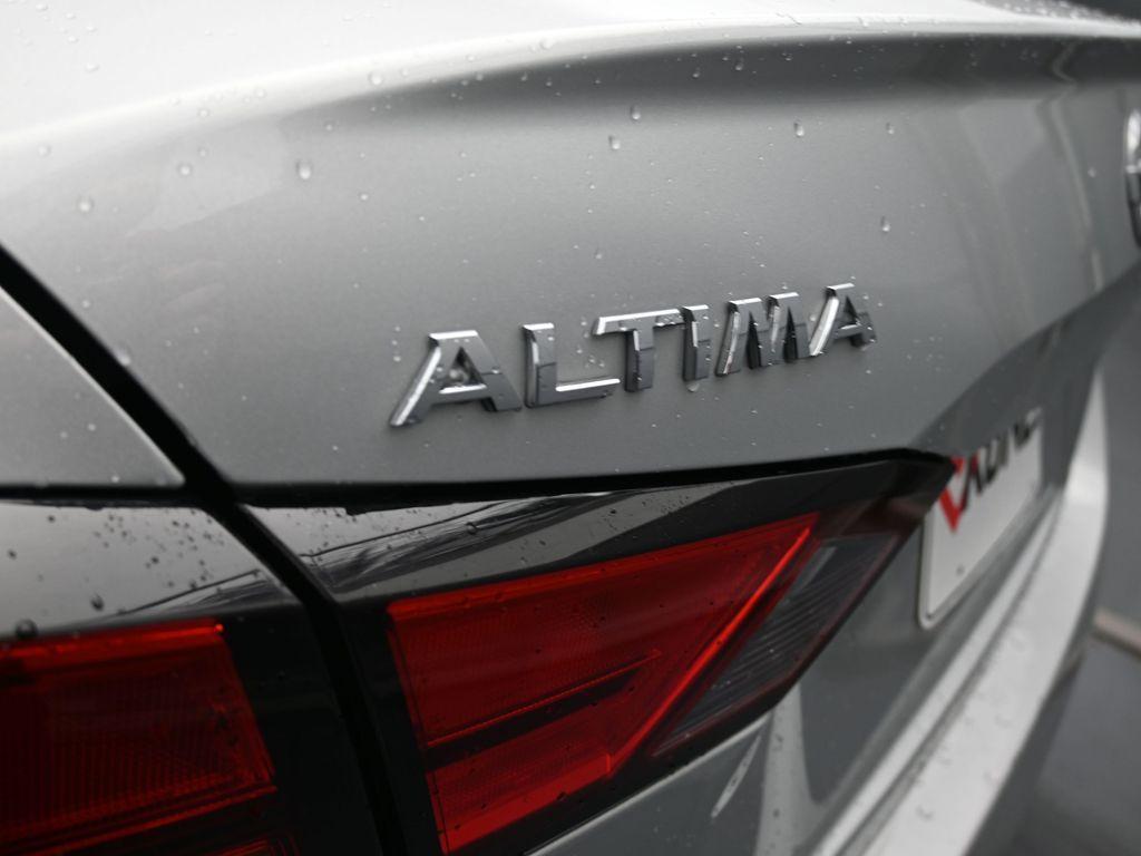 used 2022 Nissan Altima car, priced at $17,747