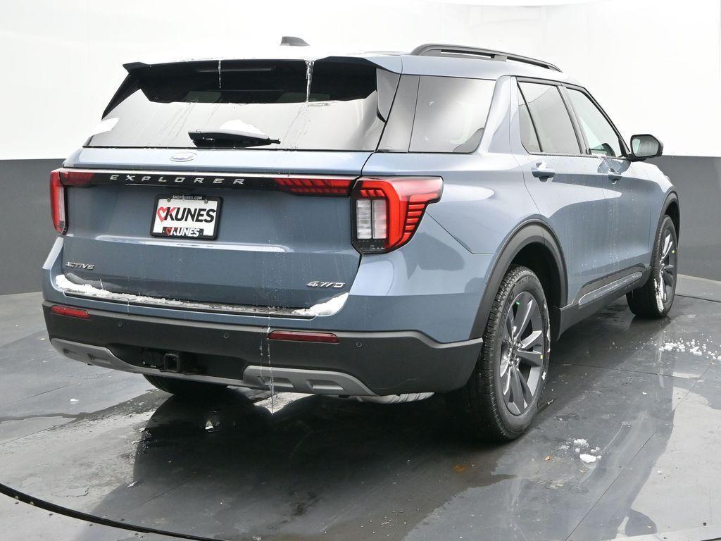 new 2025 Ford Explorer car, priced at $47,895