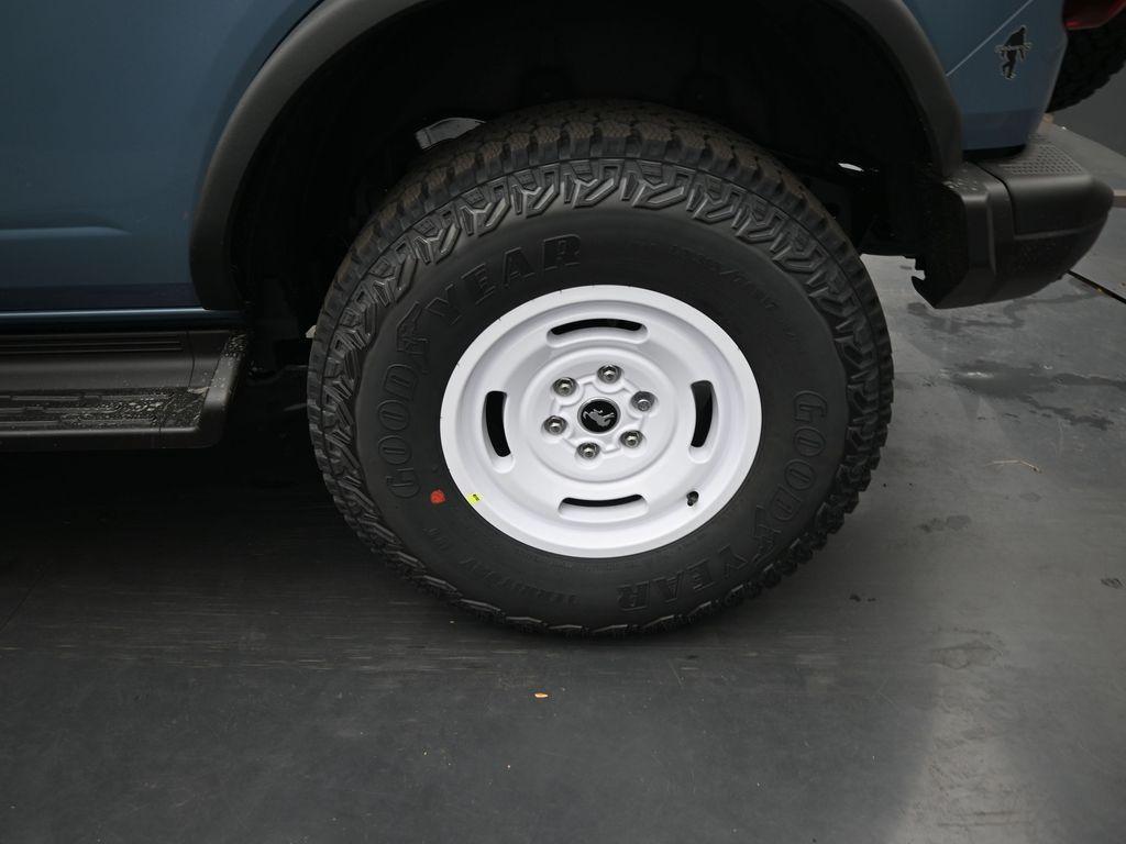 new 2025 Ford Bronco car, priced at $51,905