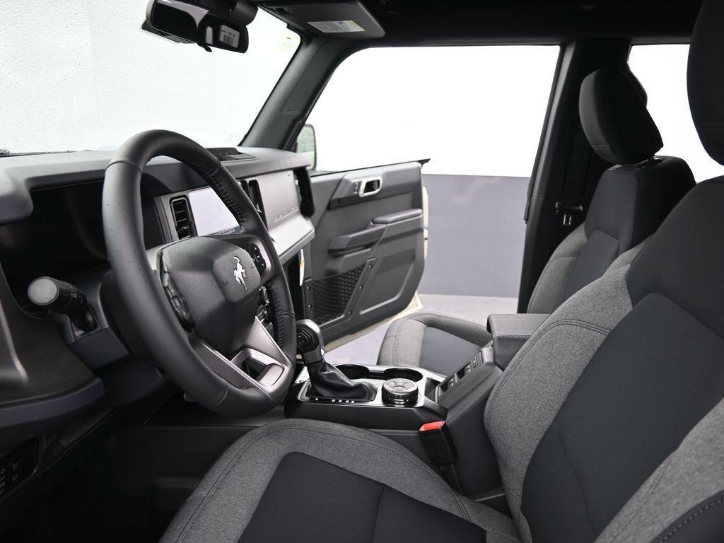 new 2025 Ford Bronco car, priced at $44,155