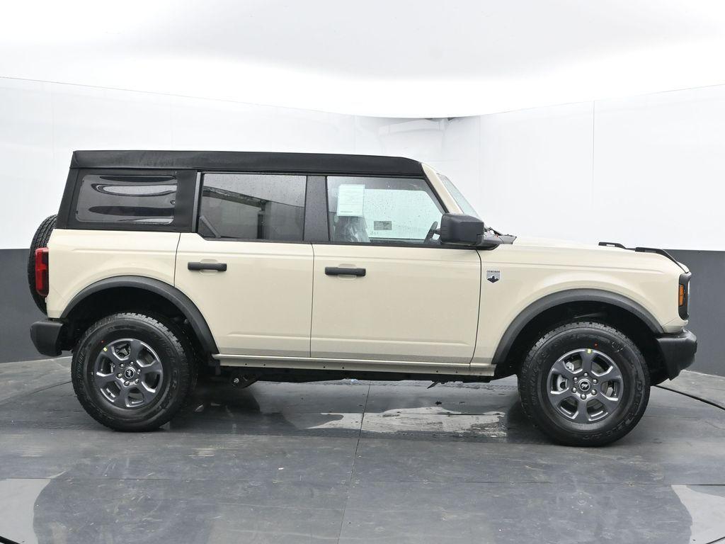 new 2025 Ford Bronco car, priced at $44,155