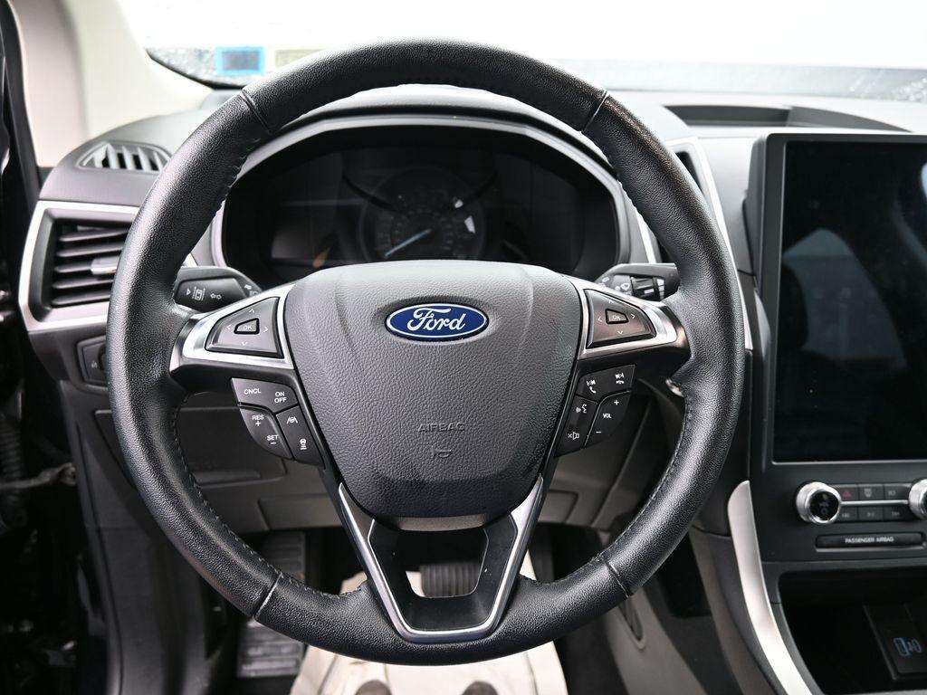 used 2024 Ford Edge car, priced at $25,995