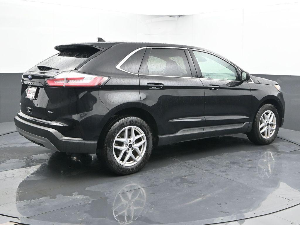 used 2024 Ford Edge car, priced at $25,995