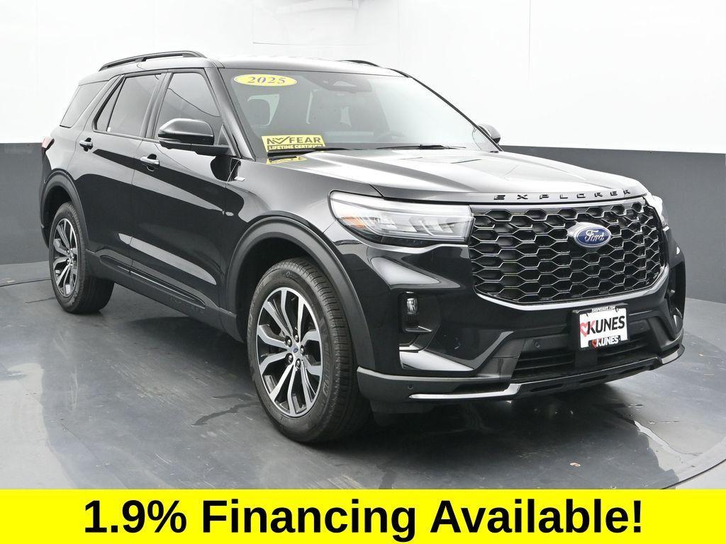 new 2025 Ford Explorer car, priced at $44,909