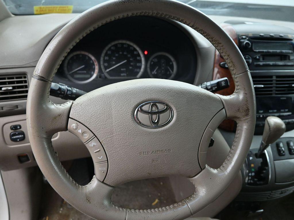 used 2005 Toyota Sienna car, priced at $4,479