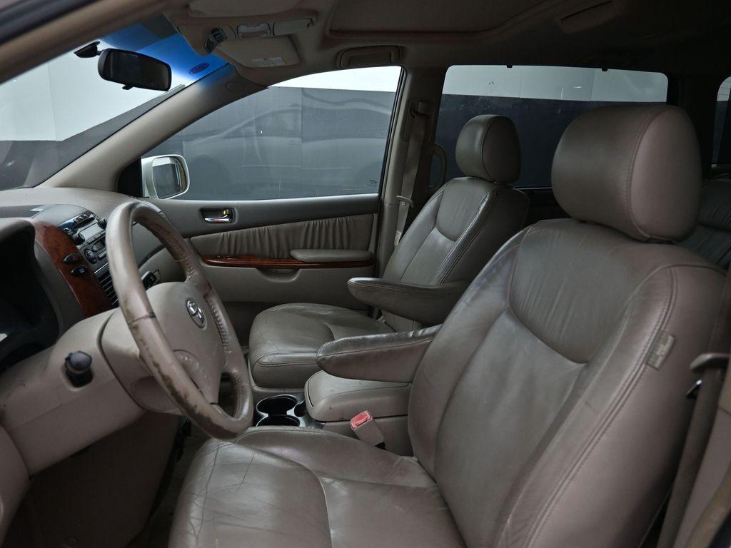 used 2005 Toyota Sienna car, priced at $4,479