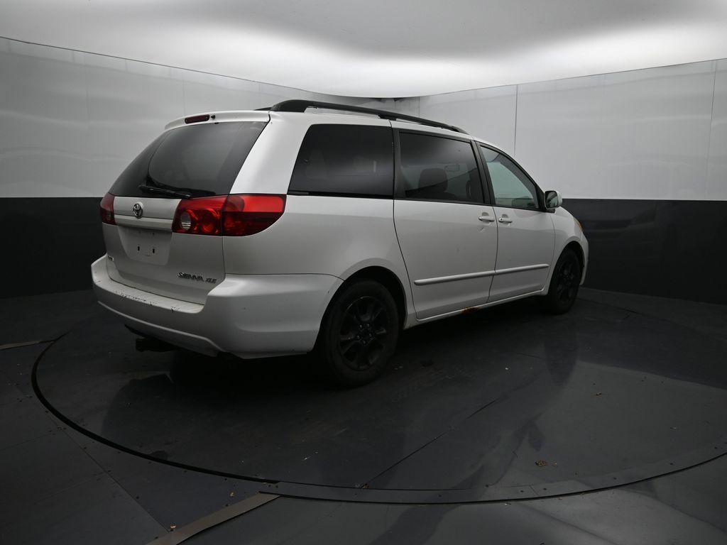 used 2005 Toyota Sienna car, priced at $4,479