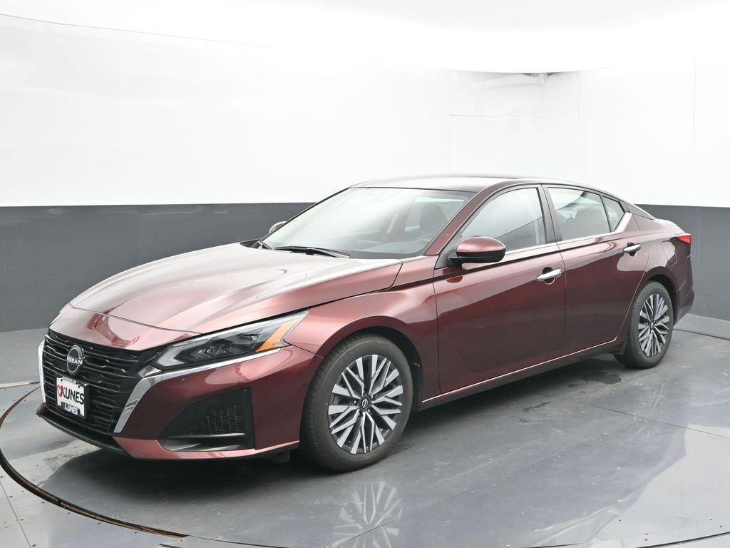 used 2023 Nissan Altima car, priced at $19,048