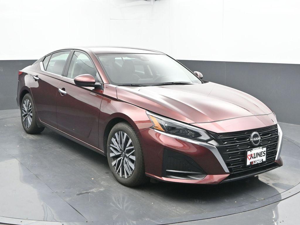 used 2023 Nissan Altima car, priced at $19,048