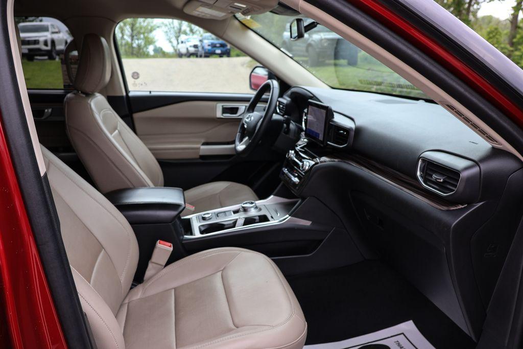 used 2023 Ford Explorer car, priced at $31,403