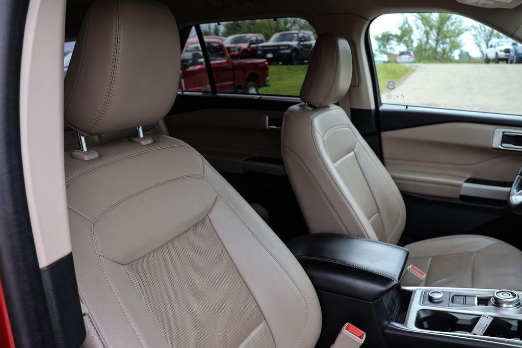 used 2023 Ford Explorer car, priced at $31,403