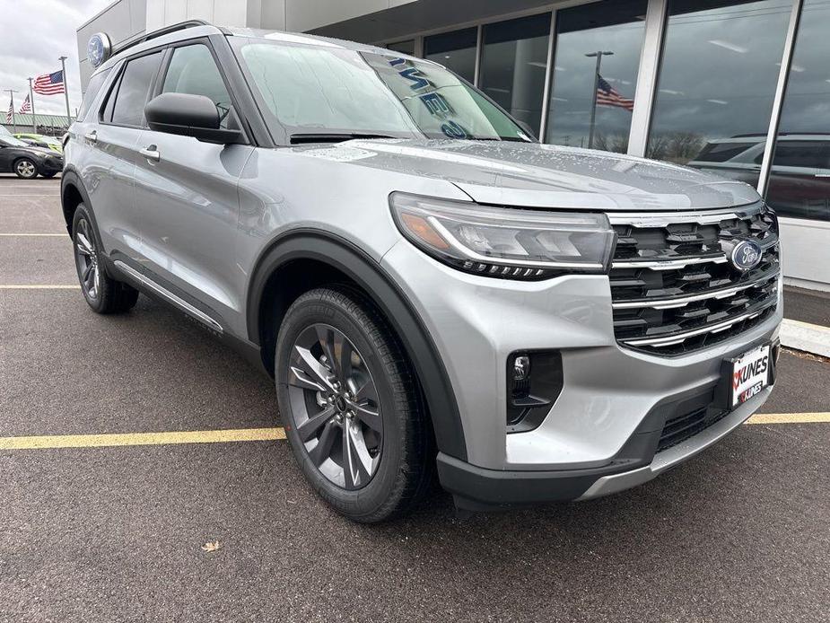 new 2025 Ford Explorer car, priced at $47,105