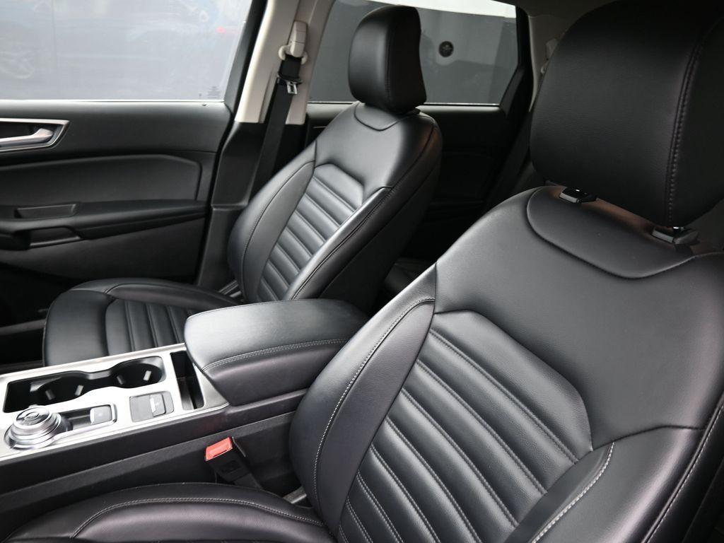 used 2024 Ford Edge car, priced at $25,557
