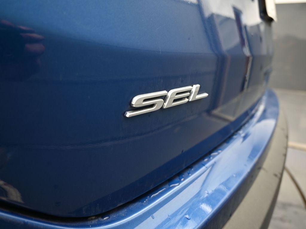 used 2024 Ford Edge car, priced at $25,557