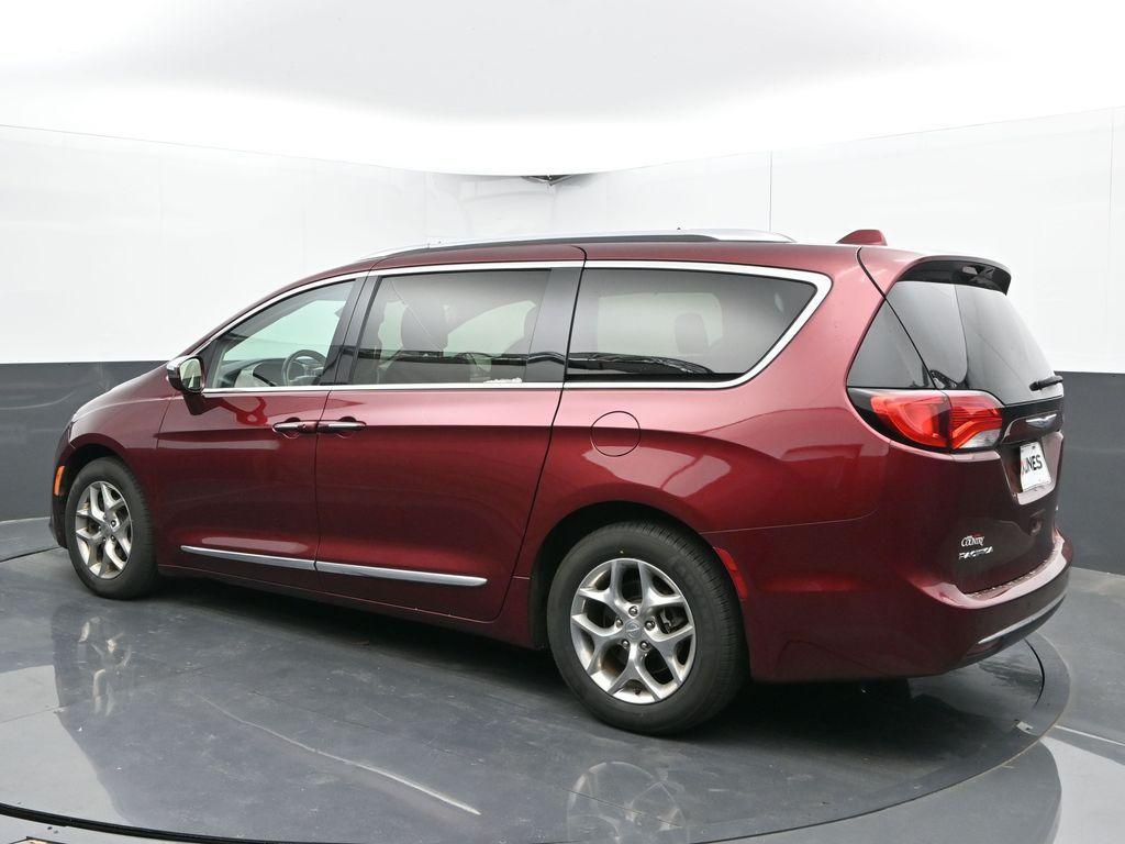 used 2018 Chrysler Pacifica car, priced at $12,591