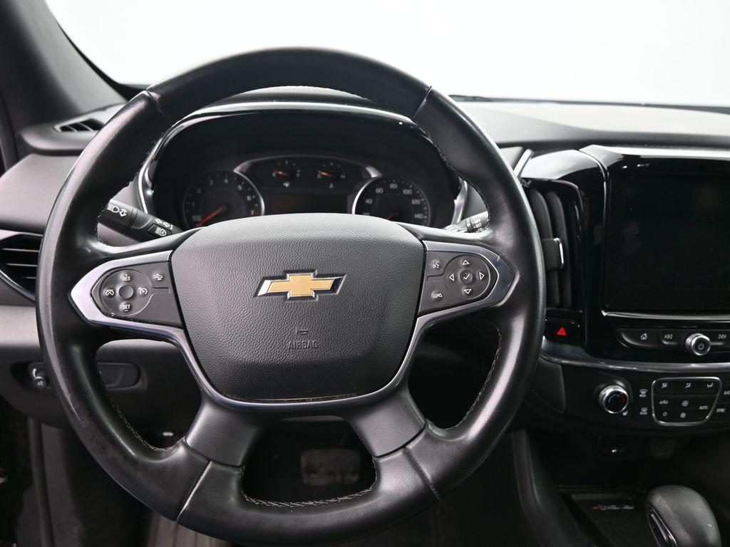used 2023 Chevrolet Traverse car, priced at $26,969