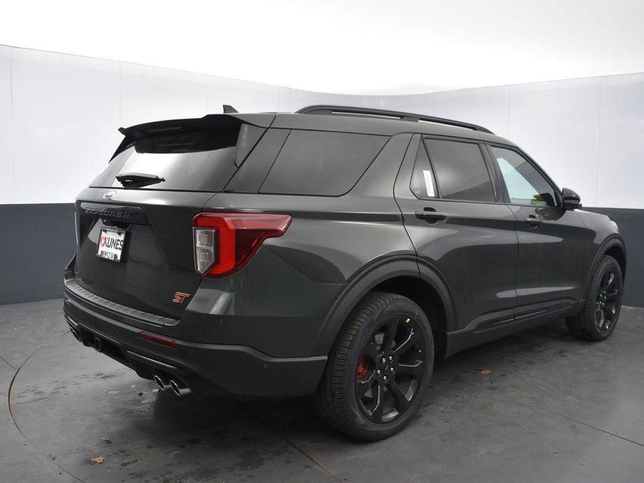 new 2024 Ford Explorer car, priced at $55,309