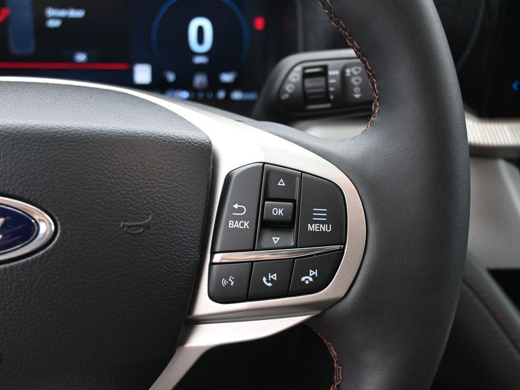new 2025 Ford Explorer car, priced at $45,122