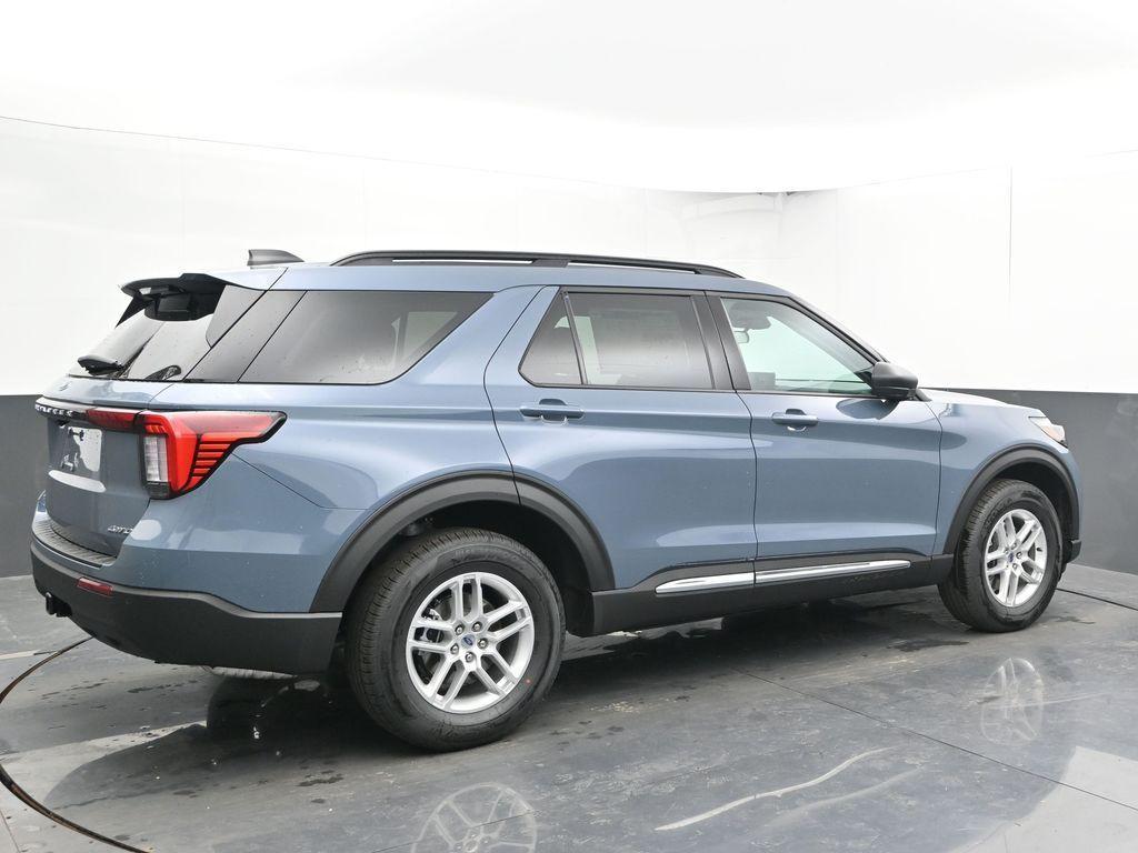 new 2025 Ford Explorer car, priced at $39,048
