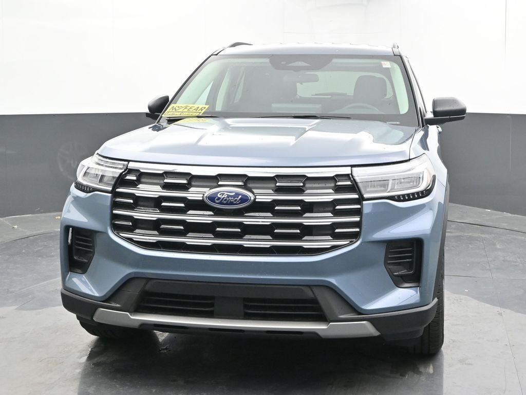 new 2025 Ford Explorer car, priced at $39,048