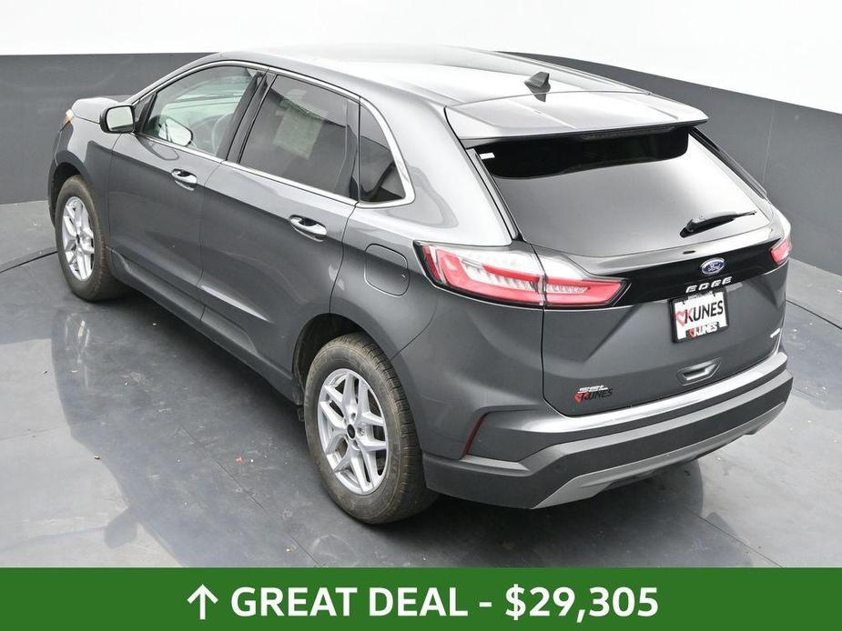 used 2024 Ford Edge car, priced at $29,305