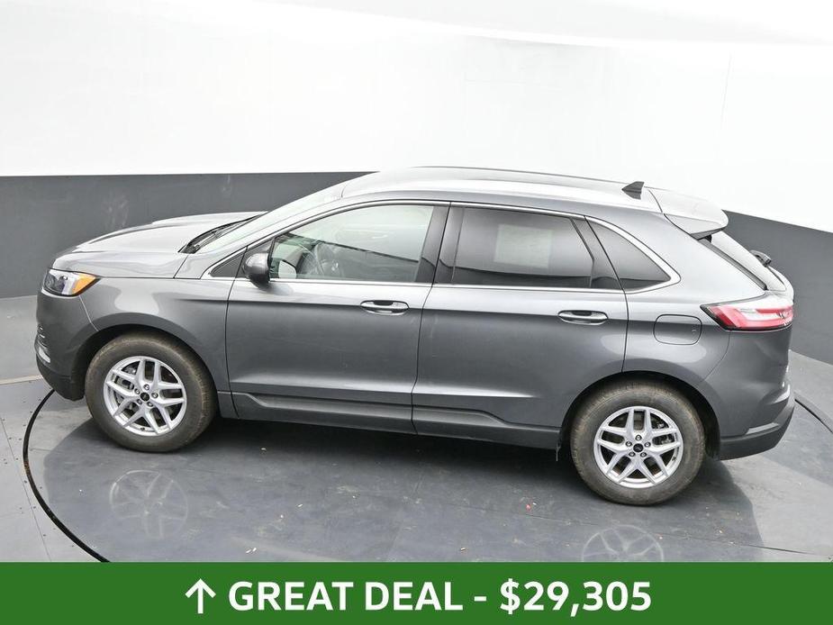 used 2024 Ford Edge car, priced at $29,305