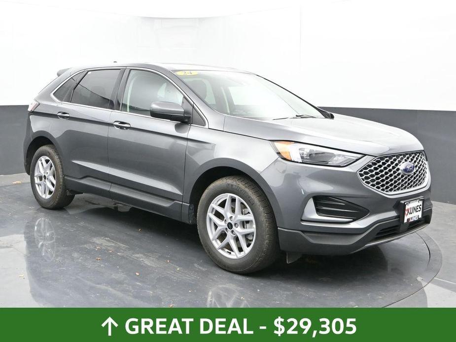 used 2024 Ford Edge car, priced at $29,305