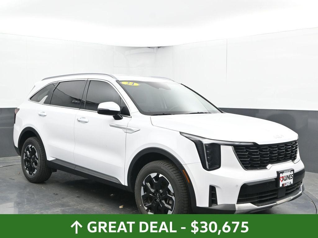 used 2024 Kia Sorento car, priced at $30,675