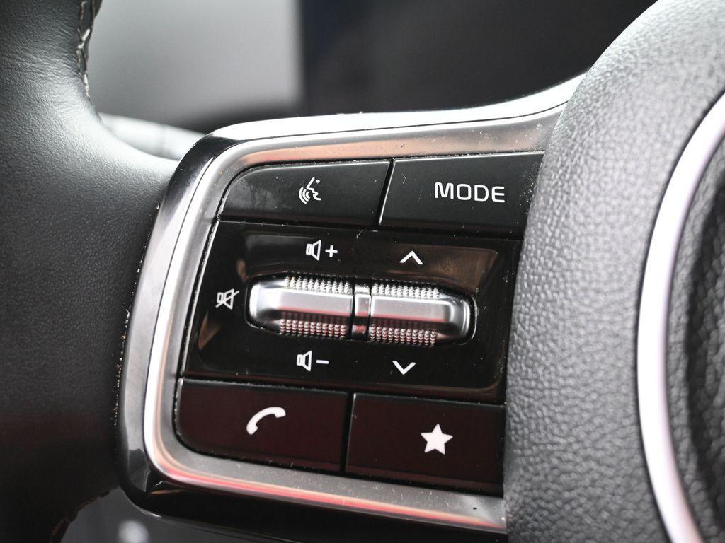 used 2024 Kia Sorento car, priced at $30,675