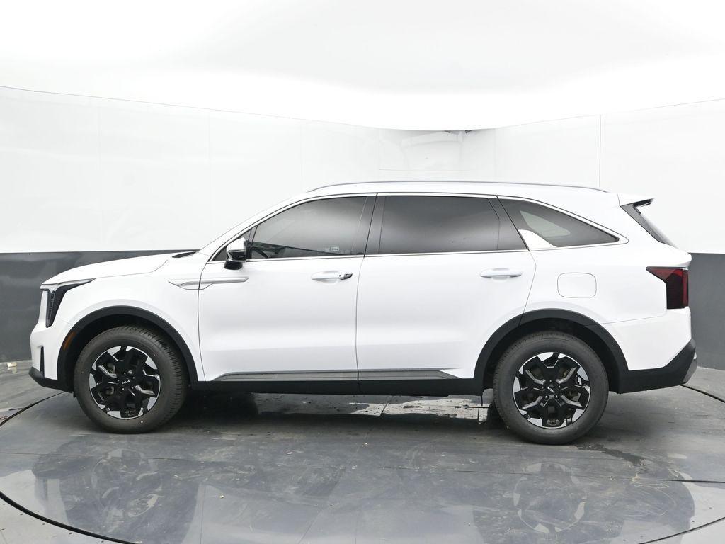 used 2024 Kia Sorento car, priced at $33,316