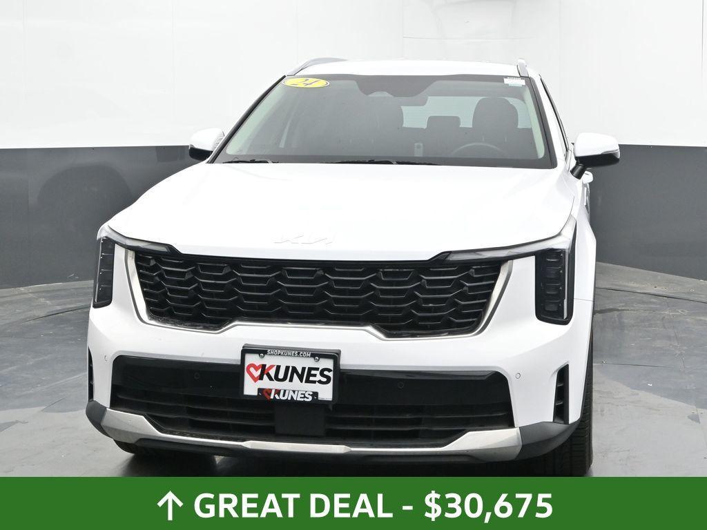 used 2024 Kia Sorento car, priced at $30,675