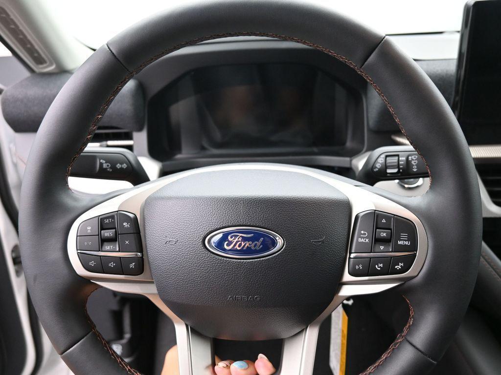 new 2025 Ford Explorer car, priced at $46,854