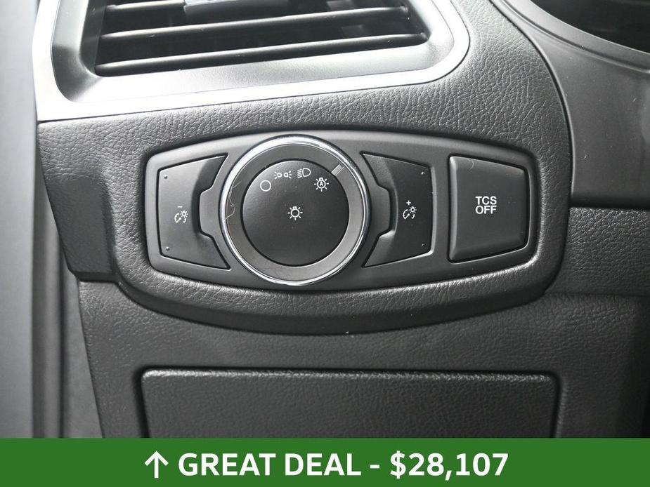 used 2024 Ford Edge car, priced at $28,107