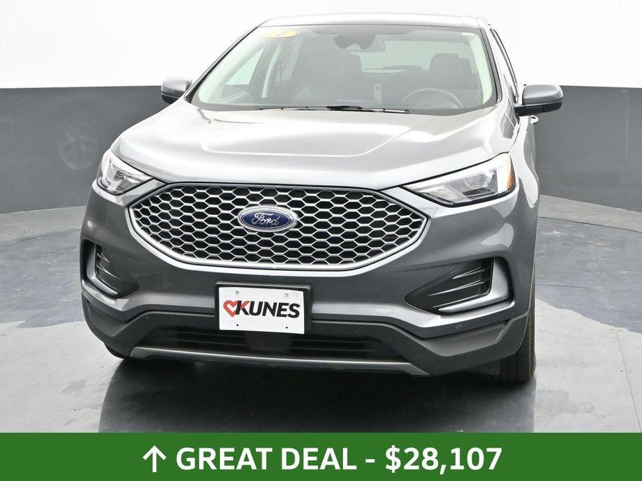 used 2024 Ford Edge car, priced at $28,107