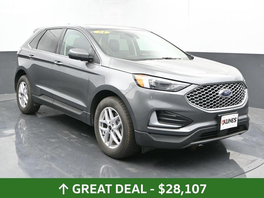 used 2024 Ford Edge car, priced at $28,107