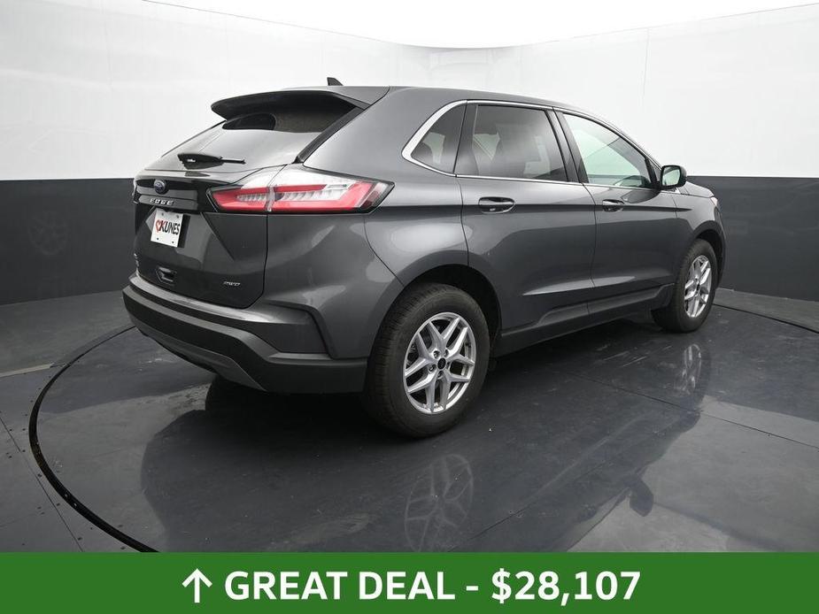 used 2024 Ford Edge car, priced at $28,107