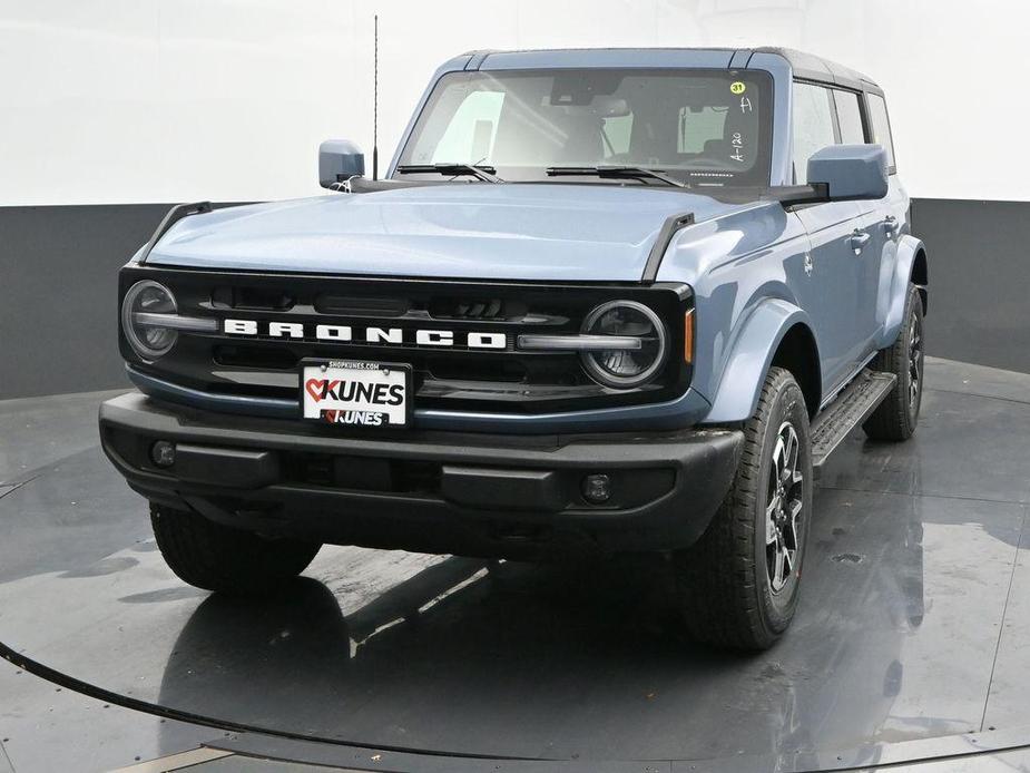 new 2024 Ford Bronco car, priced at $45,054