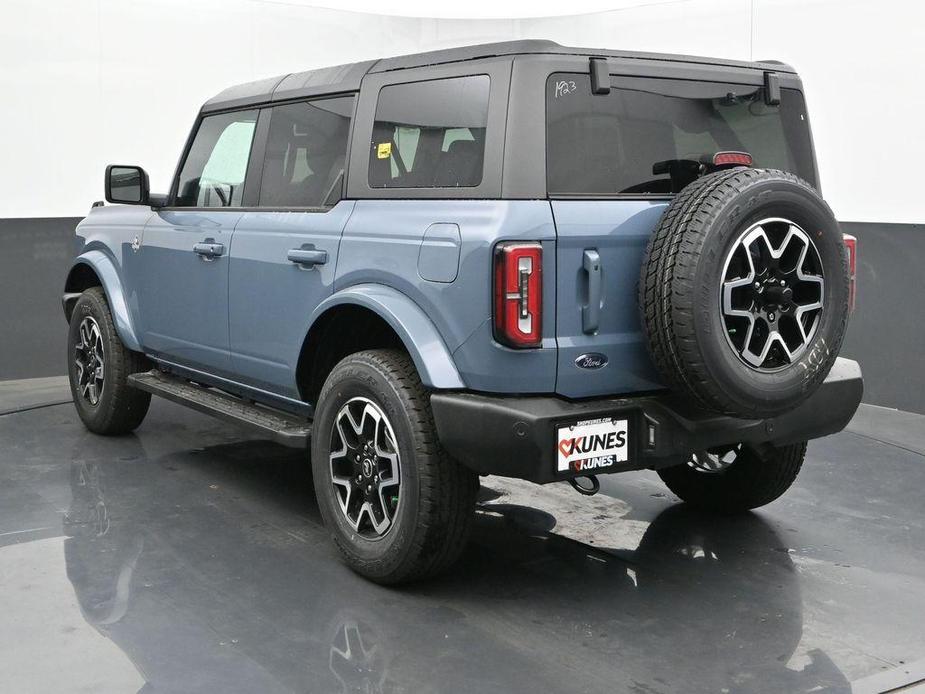 new 2024 Ford Bronco car, priced at $45,054