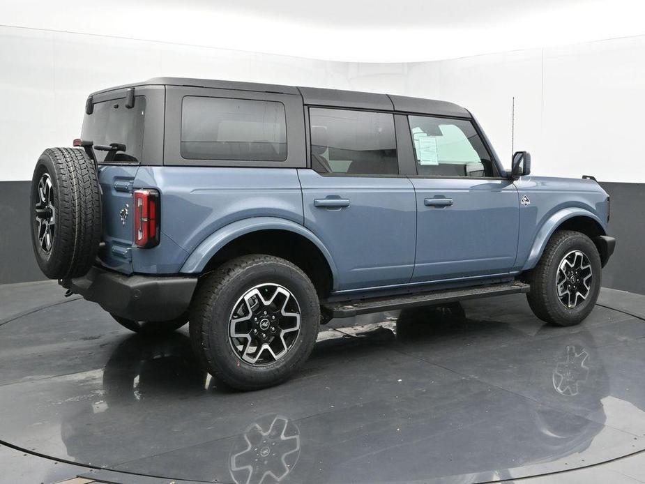 new 2024 Ford Bronco car, priced at $45,054