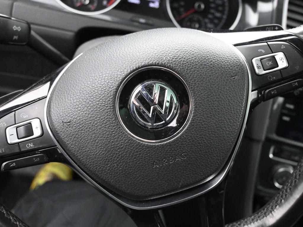 used 2018 Volkswagen Golf SportWagen car, priced at $13,999
