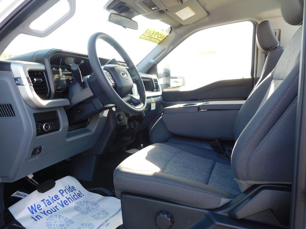 new 2024 Ford F-350 car, priced at $55,970