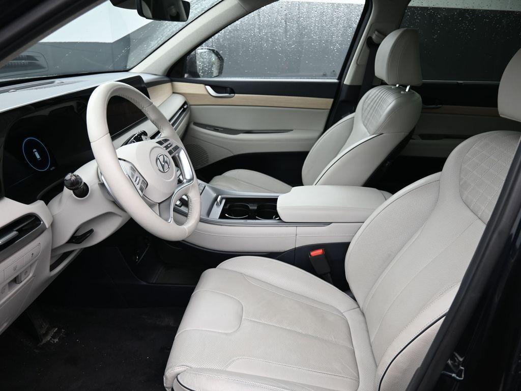 used 2024 Hyundai Palisade car, priced at $42,746