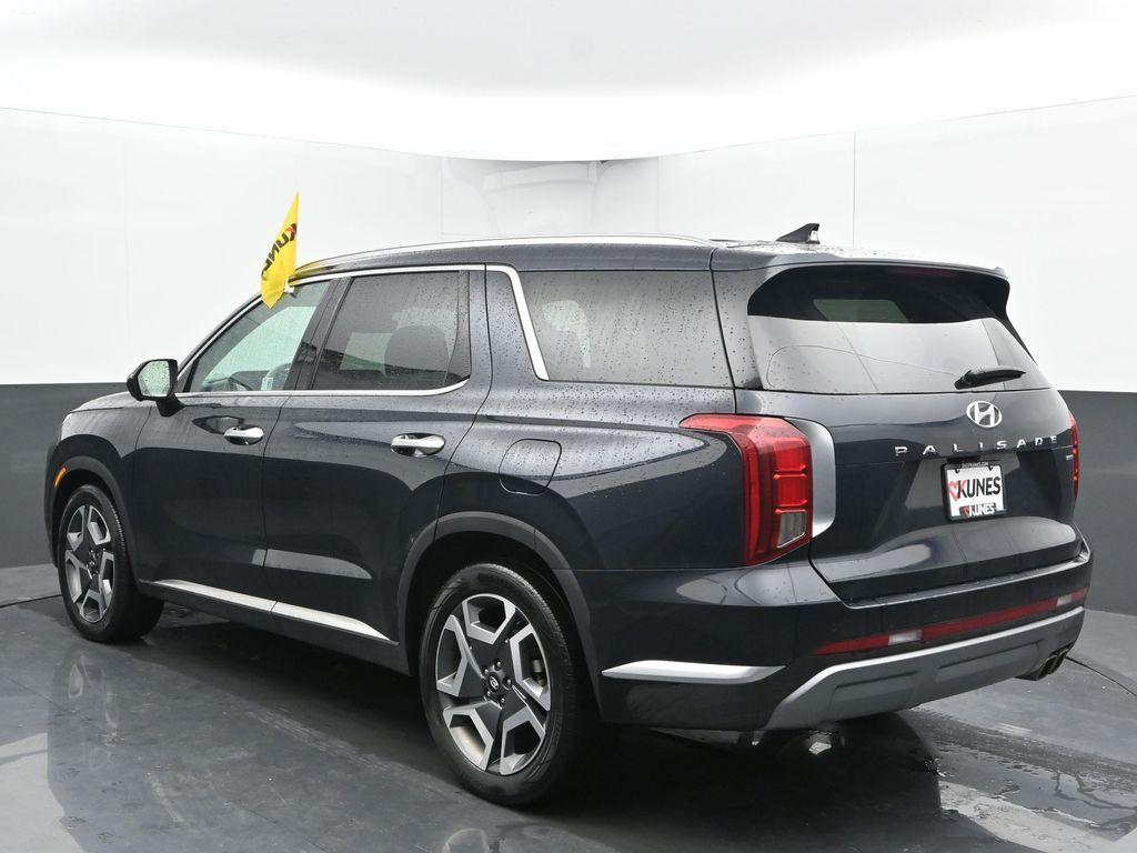 used 2024 Hyundai Palisade car, priced at $42,746