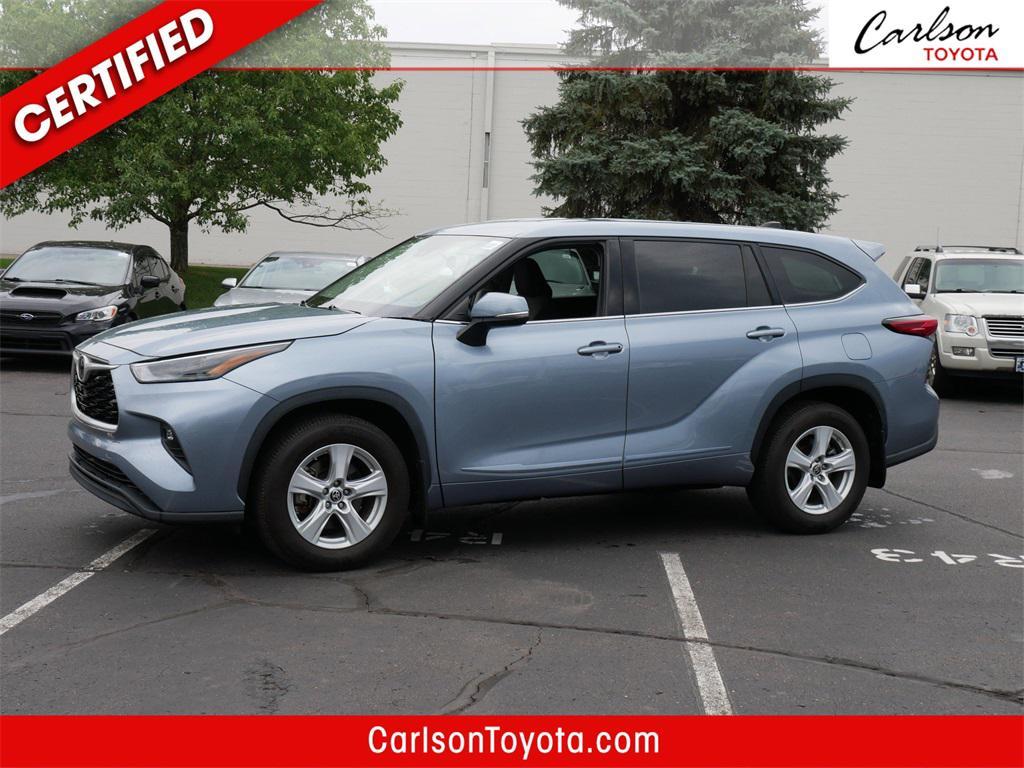 used 2022 Toyota Highlander car, priced at $31,000