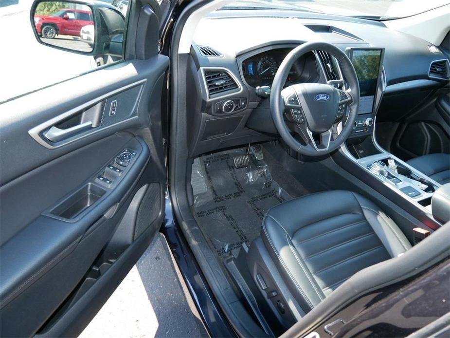 used 2024 Ford Edge car, priced at $29,499