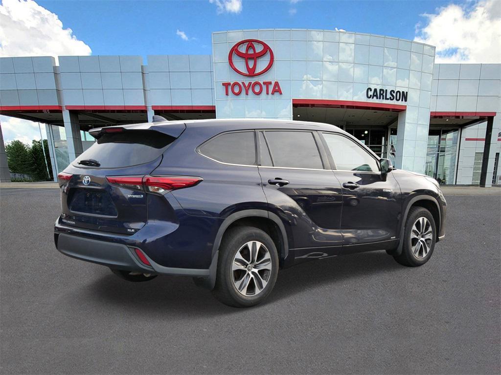 used 2021 Toyota Highlander Hybrid car, priced at $33,963